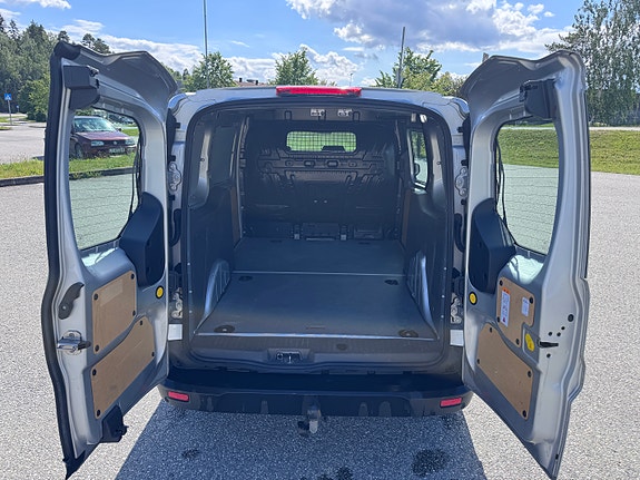 Ford Transit Connect 8 of 12