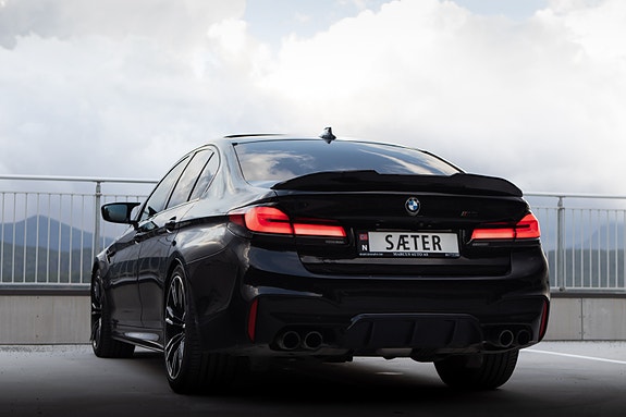 BMW M5 4 of 5