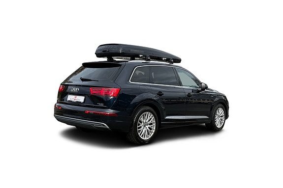Audi Q7 4 of 5