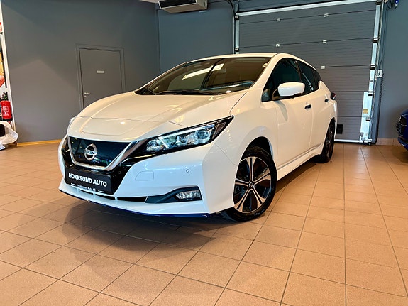 Nissan Leaf 2 of 5