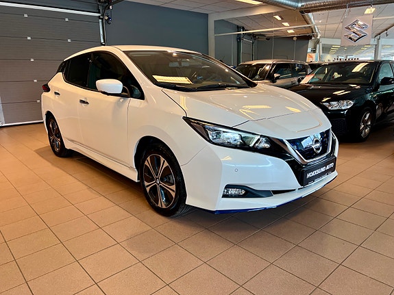 Nissan Leaf 4 of 5