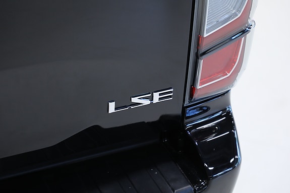 Isuzu D-max 10 of 30
