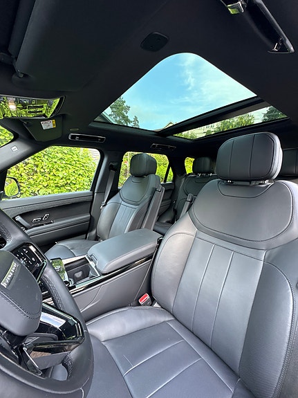 Land Rover Range Rover Sport 15 of 26