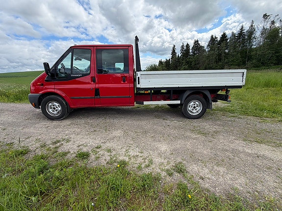 Ford Transit 280S Van 4 of 5