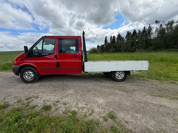 Ford Transit 280S Van 5 of 5