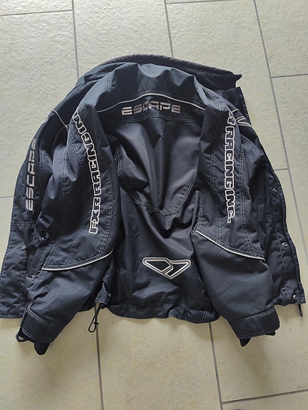 Suzuki VL 800 Intruder. 7 of 12