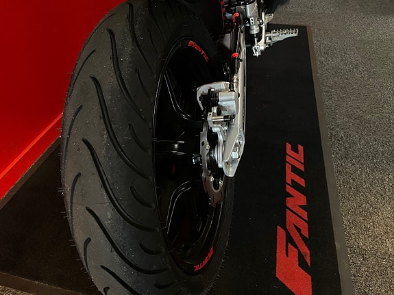 Fantic 50cc M Performance 2-takt NY modell. På lager nå.. 7 of 19
