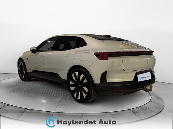 Polestar 4 3 of 5