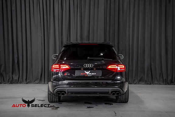 Audi S4 10 of 30