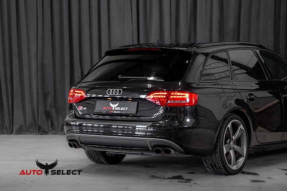 Audi S4 14 of 30