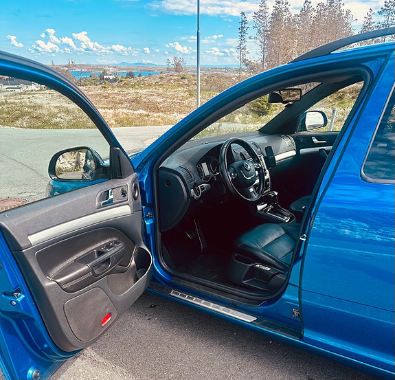 Skoda Octavia 14 of 23