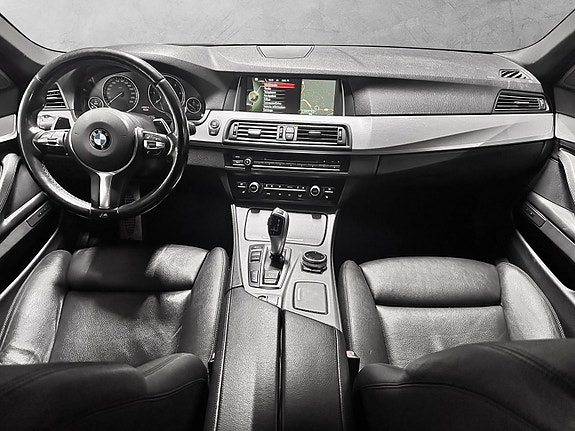BMW 520d 24 of 30