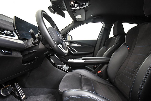 BMW iX2 17 of 20