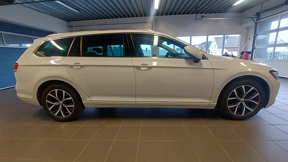 Volkswagen Passat 5 of 5