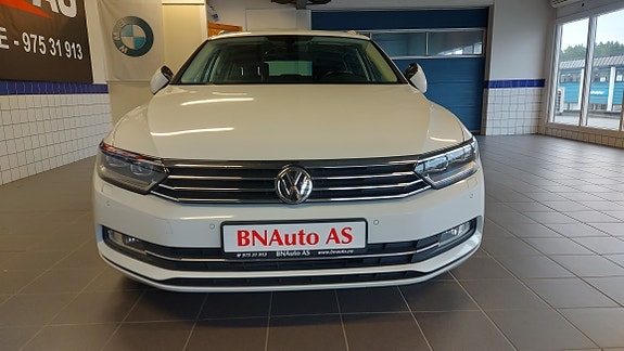 Volkswagen Passat 3 of 5