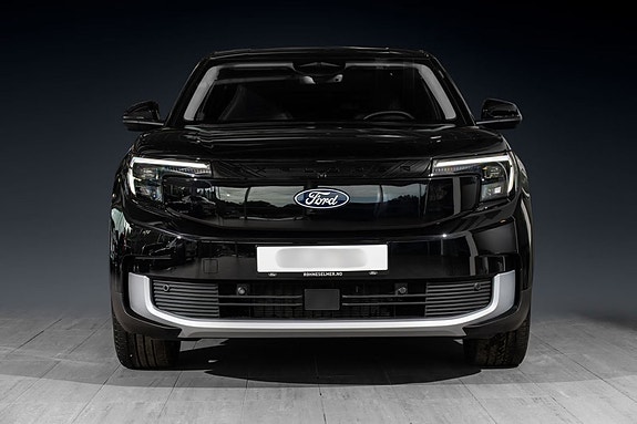 Ford Explorer 3 of 30