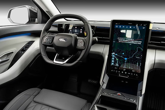 Ford Explorer 10 of 30