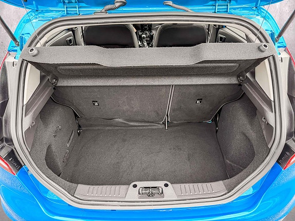 Ford Fiesta 11 of 13