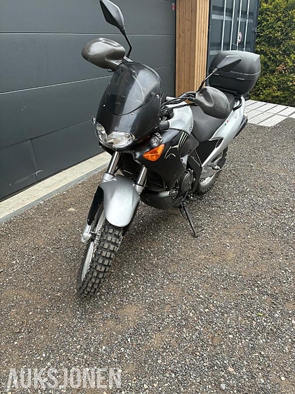 Aprilia Pegaso 650 3 of 5