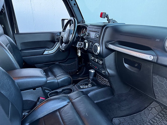 Jeep Wrangler 16 of 20