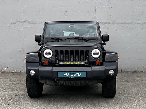 Jeep Wrangler 11 of 20