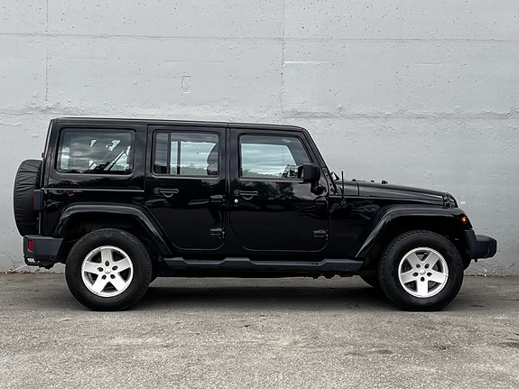 Jeep Wrangler 9 of 20