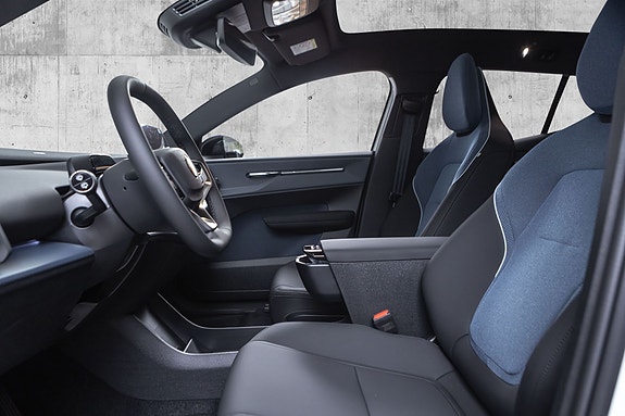 Volvo EX30 20 of 30