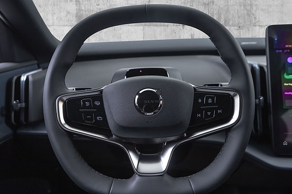 Volvo EX30 12 of 30