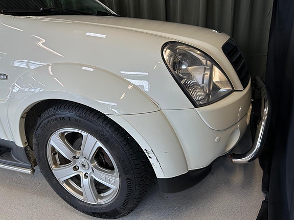 SsangYong Rexton 9 of 30