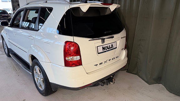 SsangYong Rexton 4 of 30