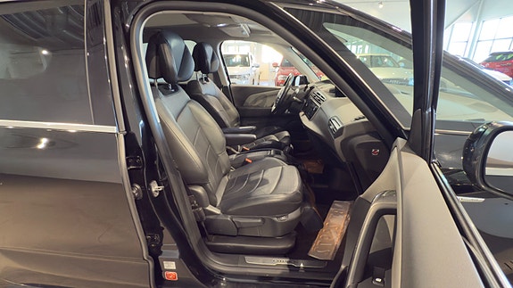 Citroen C4 Picasso 18 of 30