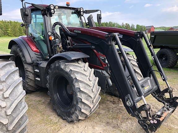 Valtra N174DST forberedt for GPS 2020, kr 1 250 000,-
