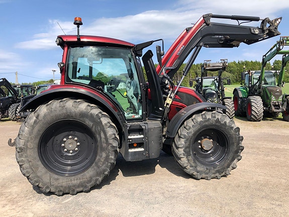 Valtra N174DST forberedt for GPS 2020, kr 1 250 000,-
