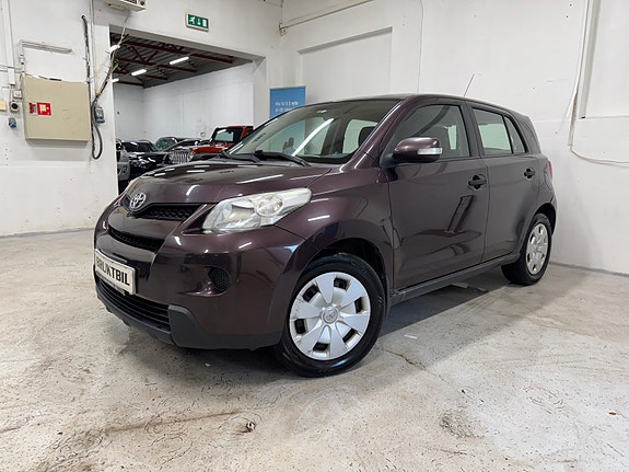 Toyota Urban Cruiser 3 of 24