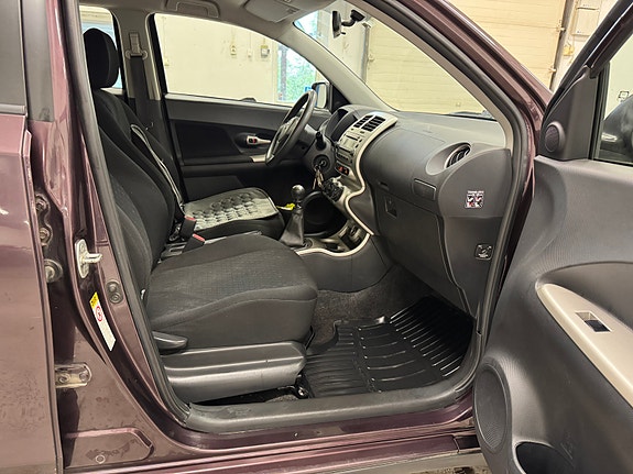 Toyota Urban Cruiser 18 of 24