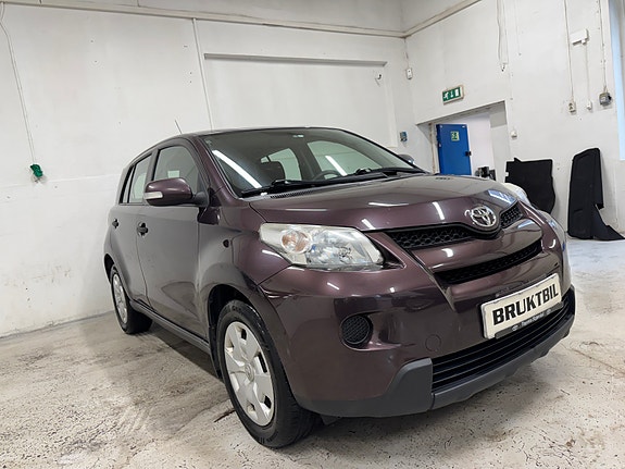 Toyota Urban Cruiser 9 of 24