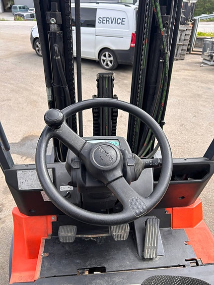 Toyota 7FBMF35 bra stand 10 of 16