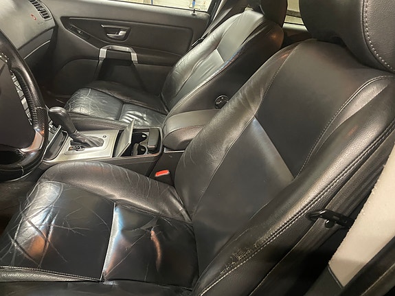 Volvo XC90 16 of 29