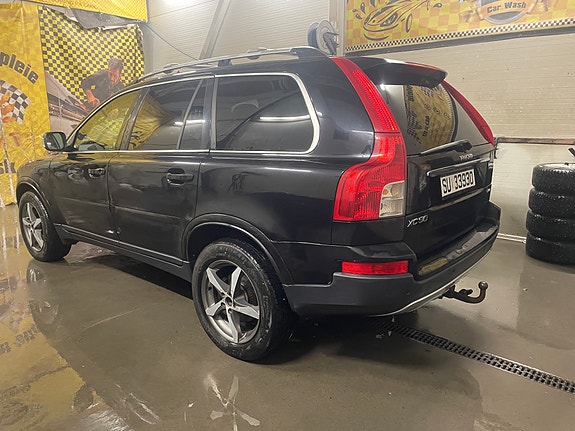 Volvo XC90 5 of 29
