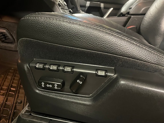 Volvo XC90 15 of 29