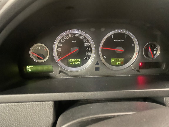 Volvo XC90 17 of 29
