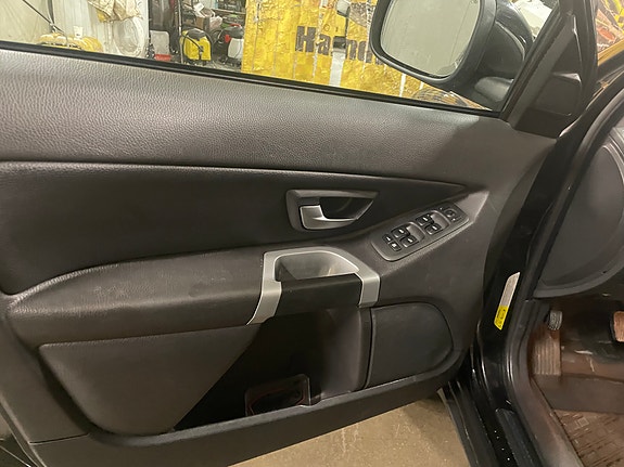 Volvo XC90 13 of 29
