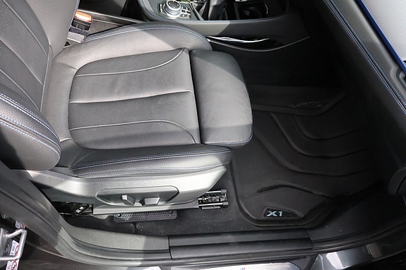 BMW X1 26 of 30