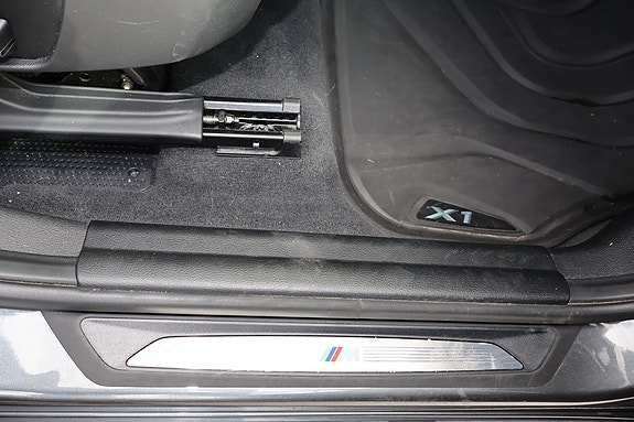 BMW X1 27 of 30