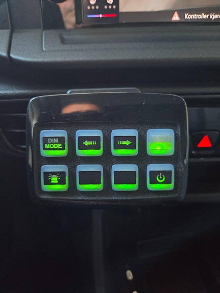 Volkswagen Caddy Maxi 19 of 22