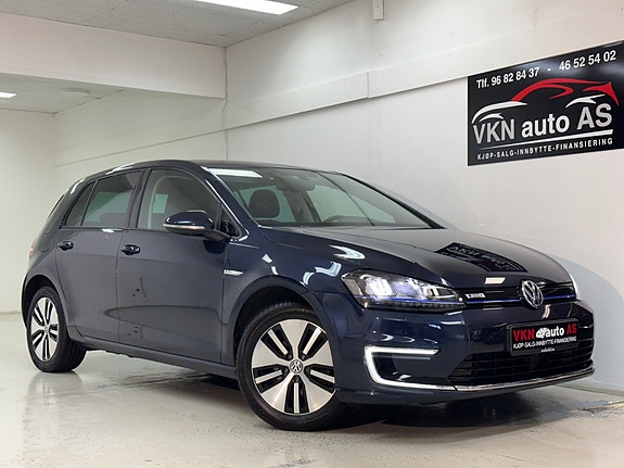 Volkswagen Golf 2 of 5