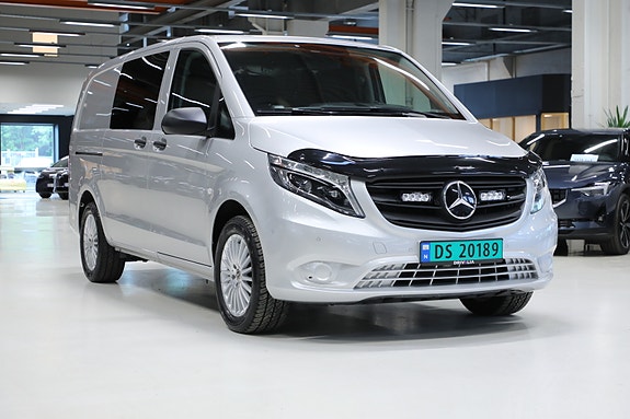 Mercedes-Benz Vito 119 2 of 5