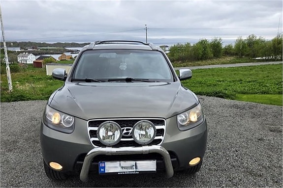 Hyundai Santa Fe 2 of 5
