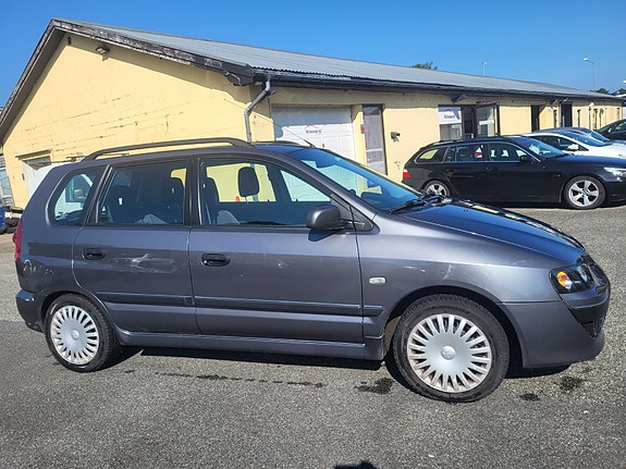 Mitsubishi Space Star 2 of 5