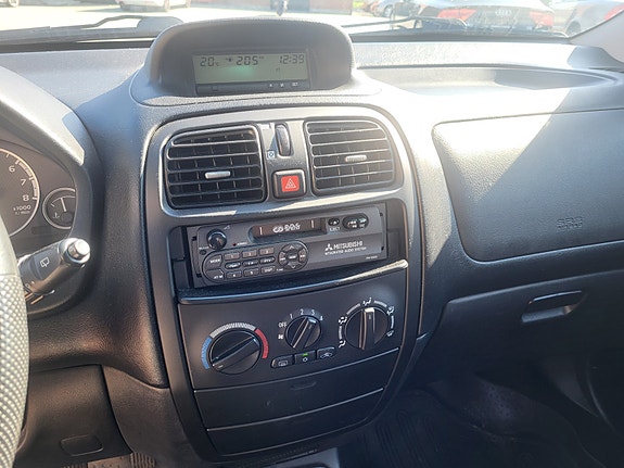 Mitsubishi Space Star 16 of 22